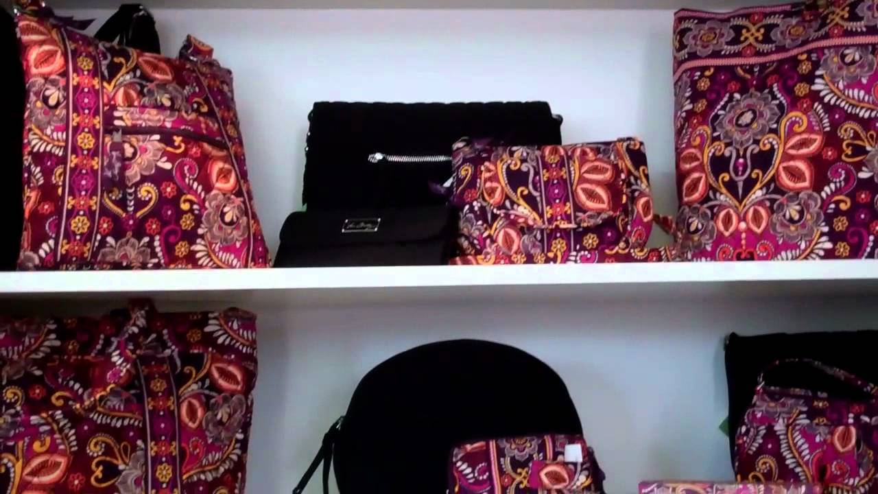 Today 07 07 11 Launching day of Vera Bradley!!! Come and see the new fall patterns!!.mp4