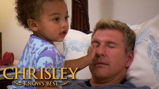 Todd Chrisley's Health Scare Prompts New Fitness Routines For The Whole Family | Chrisley Knows Best