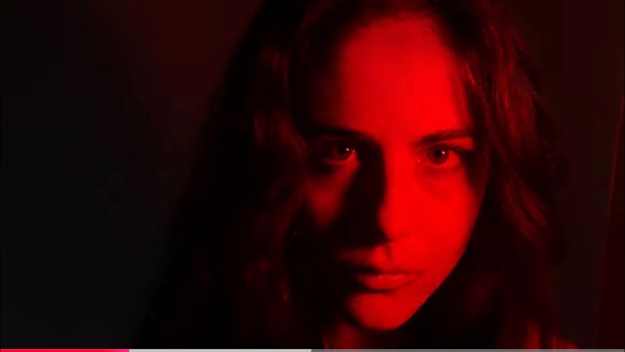 Marla - Diversa (Official Visual Art Video) adlı videoyu YouTube'da izle Marla - Diversa (Official Visual Art Video) adlı videoyu YouTube'da izle