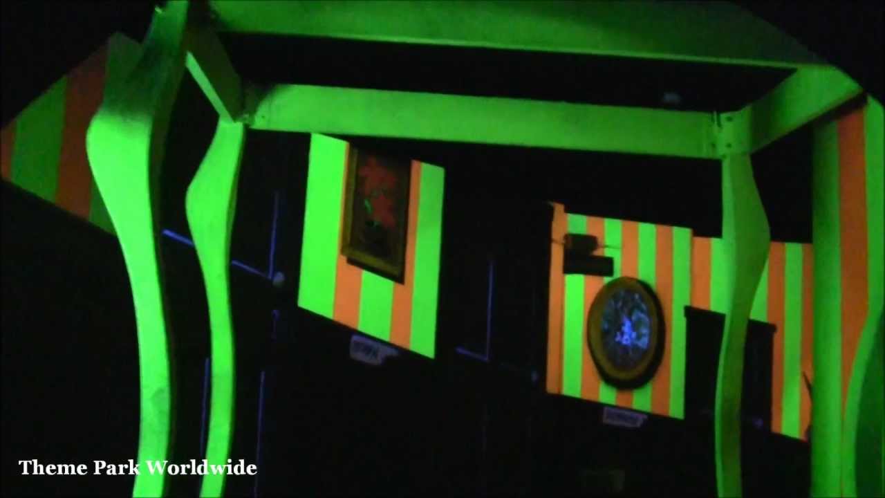 Alice In Wonderland On Ride POV - Blackpool Pleasure Beach