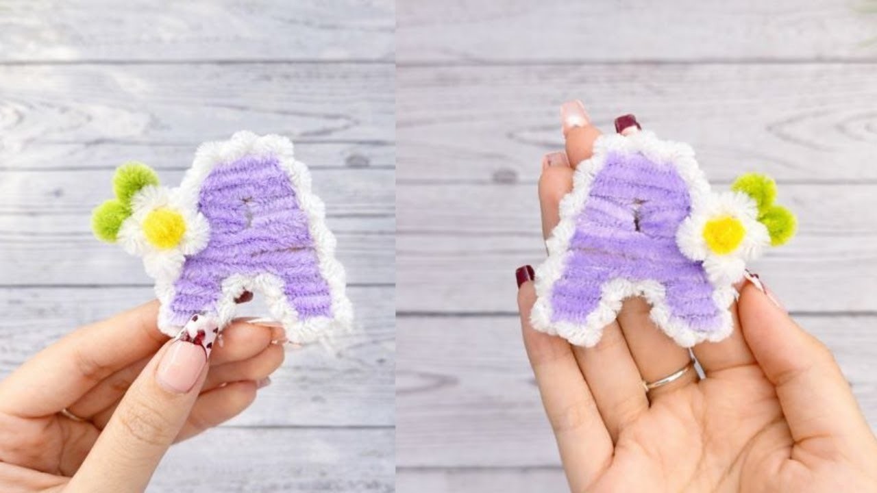 モールで作るAのキーホルダー How To Make The Letter A Using Pipe Cleaner   Keychain A 😊 Super Easy