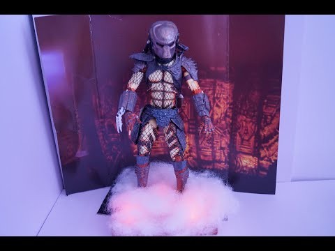 Видео: Обзор фигурки NECA Predator 2 City Hunter