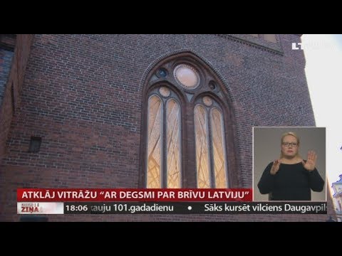 Atklāj vitrāžu “Ar degsmi par brīvu Latviju”