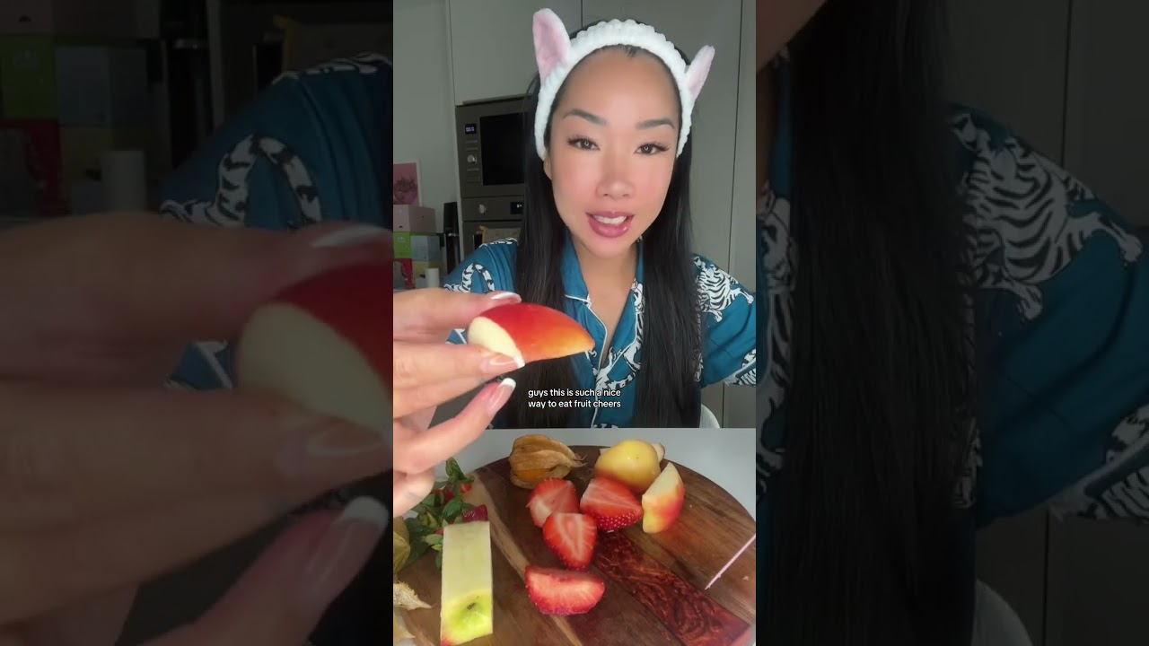 Magic Berry with Physalis, Strawberry & Apple!!