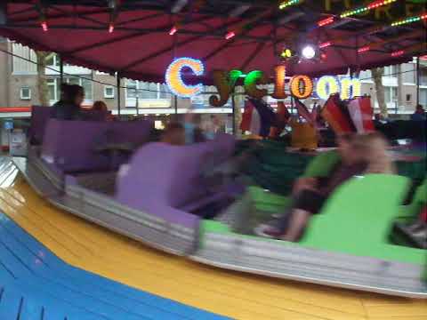 Cycloon - van Reeken - Voorjaarskermis Vught 2010 - www.hullygully.nl - Godrie Spijkers