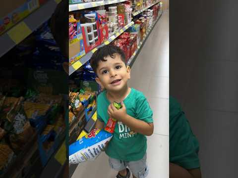 زين طلع لو لون بسكوت ما بيحبو احمد وزين