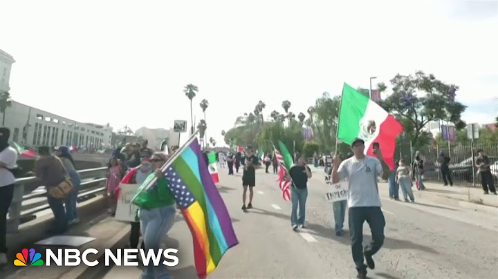 Policja rusza, aby oczyścić ulice, gdy 20 000 osób protestuje w Los Angeles
