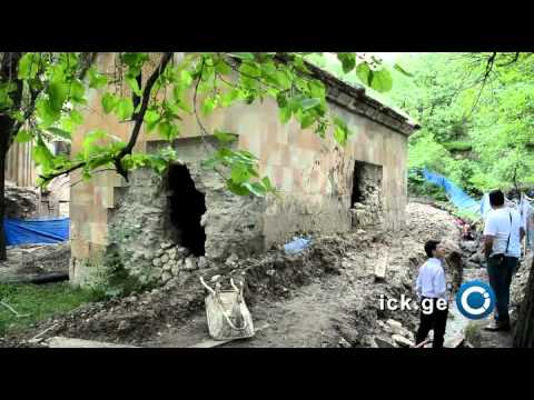 იშხანი - ტაძარში სარესტავრაციო სამუშაოებია