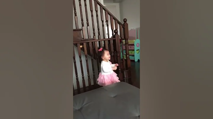 WE LOVE PINKFONG BABY SHARK  - Johnny Cheung