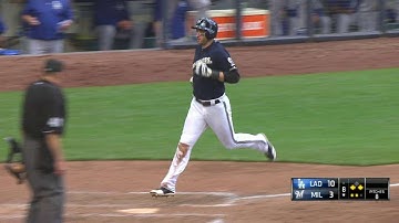 LAD@MIL: Parra knocks in a run on sacrifice fly