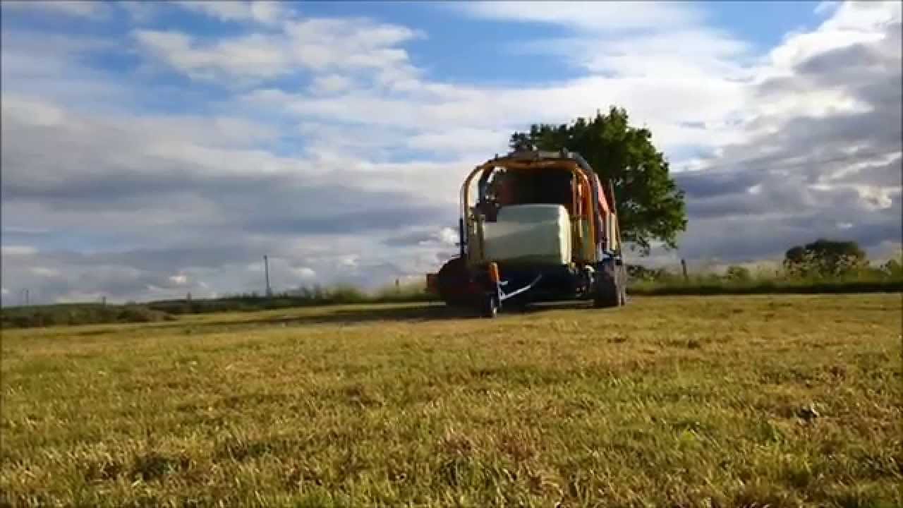 ETA PINABEL / Fendt 722 et kombi Goweil G1 F125 (bottes enrubanné) 