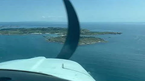 VFR Approach and landing at St Mary's, Isles of Scilly (EGHE) - Runway 09