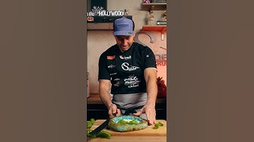 Cut the Blue Pizza with the sharp knife🔪✨#knife #sharpening #sharpener #asmr