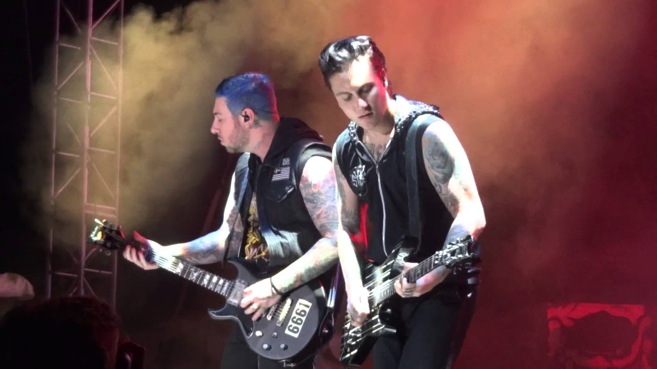 Avenged Sevenfold Shepherd of Fire - live Rock USA 07 / 17 / 2015 Oshkosh Wisconsin