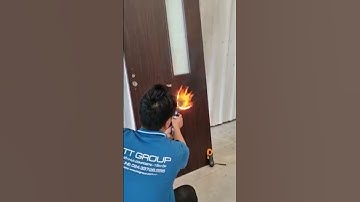 Test khả năng chống cháy lan và không bắt lửa Cửa gỗ nhựa Composite CTT