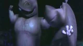 Madagascar2 Moto Moto-She Loves Me.flv