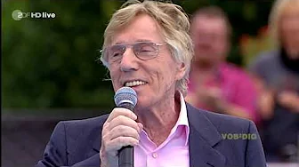 Henry Valentino & Daffi Cramer - Im Wagen vor mir - (FULL-HD) - (ZDF Fernsehgarten, 2011) Henry Valentino & Daffi Cramer - Im Wagen vor mir - (FULL-HD) - (ZDF Fernsehgarten, 2011)