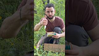 The correct way to cook eggs outdoors🥚🔥 #lifehacks #bushcraft #survival #camping #outdoors #diy