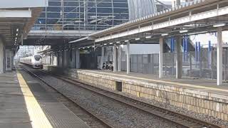 常磐線　E657系K16編成　11M　特急ひたち11号 いわき 行　赤塚駅通過　2019.11.03