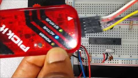 PIC18F2431 BASIC CONFIG ICSP PICkit3 PICkit4 BLINK LED
