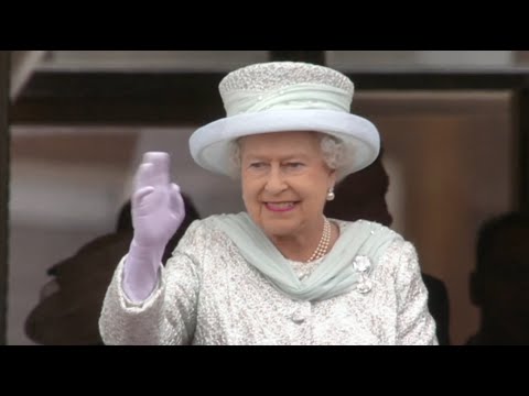 გაერთიანებული სამეფო დედოფალ ელიზაბედ მეორეს ემშვიდობება