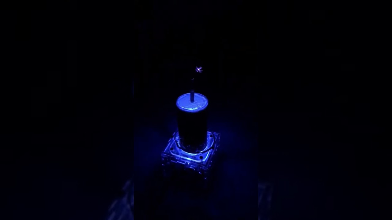 DIY LIGHTNING IN YOUR ROOM!