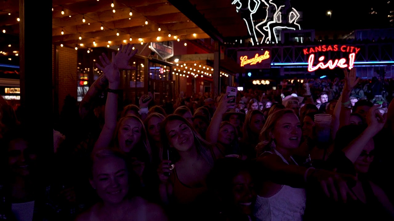 Miller Lite Hot Country Nights Brett Young 2019 YouTube