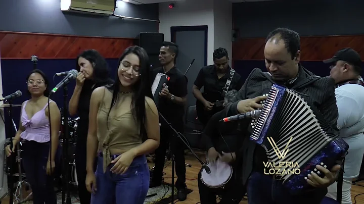 El cndor legendario - Valeria Lozano & Oswaldo Sar...