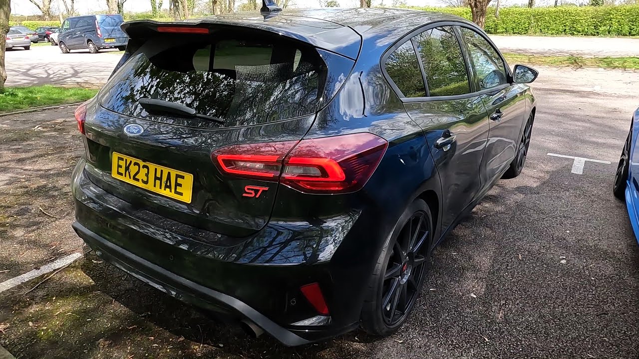 2023 MK4.5 Facelift Ford Focus ST Track Pack Review 