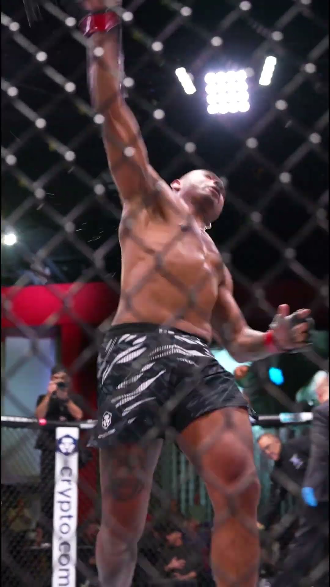 WHAT A KNOCKOUT ? #UFCVegas101