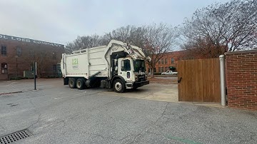 121 Disposal 511 Mack MRU E-Z Pack Hercules front loader garbage truck 