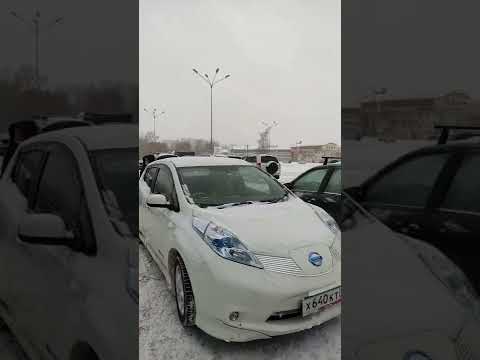 Ниссан - лиф,