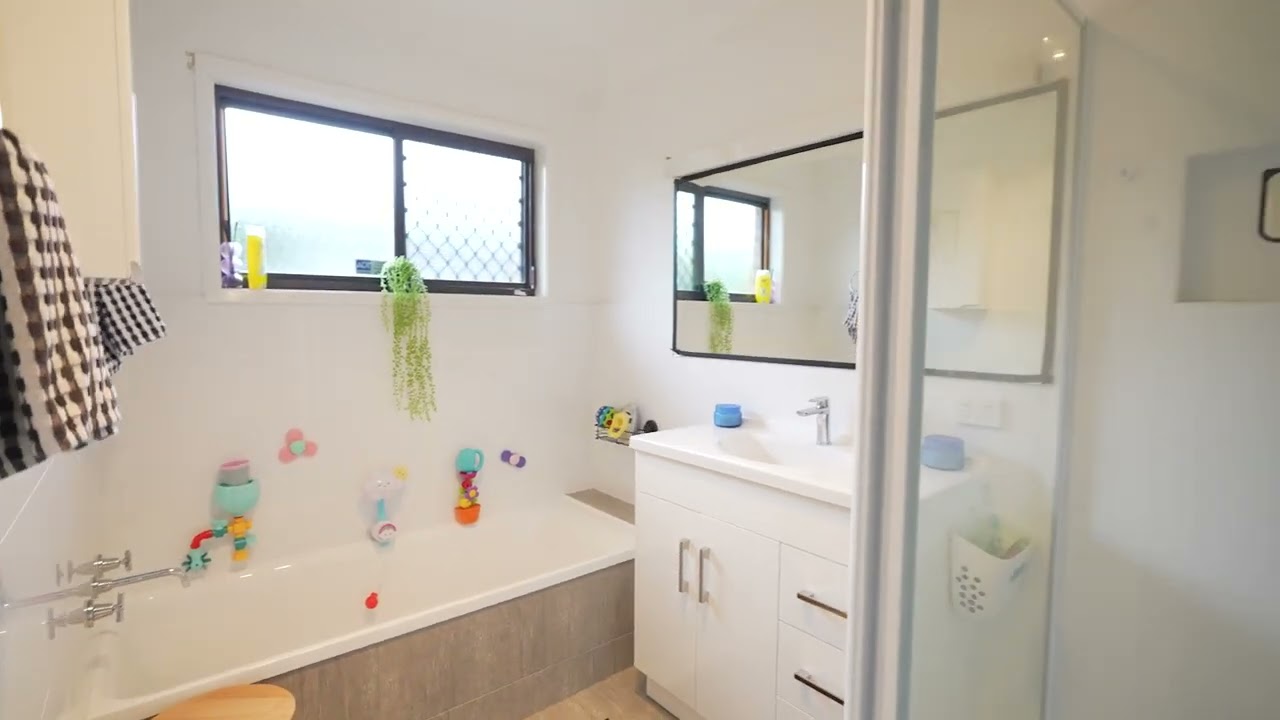 For Sale - 87 Brooke Avenue, Killarney Vale