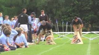 How to win a sack race - Large.m4v