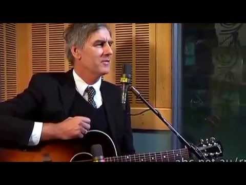Robert Forster of the Go Betweens live in ABC Radio National studios