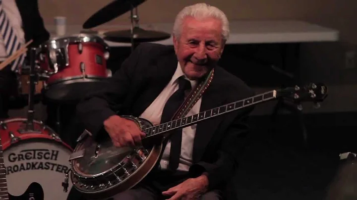 92-year old banjo player blazes through a Jazz med...