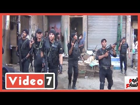 لحظات مذهلة من الأرشيف القبض على مقتحمين قسم كرداسة وقتل ضباطه وجنوده