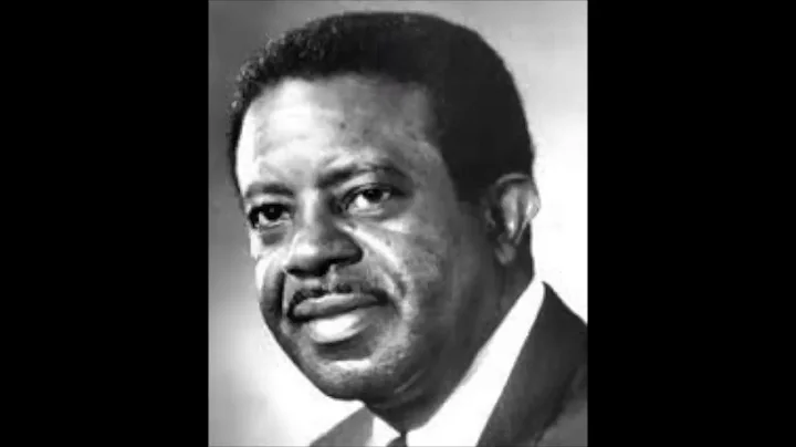 Ralph D Abernathy was Martin Luther King Jr. close...