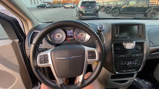 2015 Chrysler Town & Country Startup