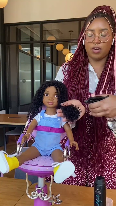 This black doll’s natural hair is full of curl power 😍