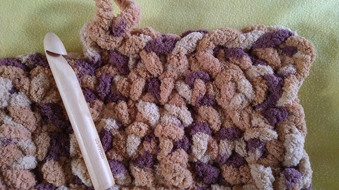 Bernat Blanket Big crochet tutorial on a easy repeat pattern. Thick yarn. 