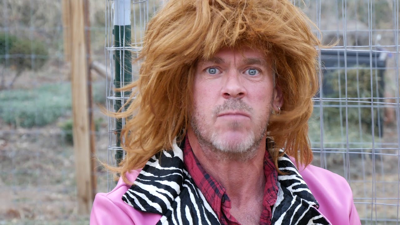 'Carol of the Bells' featuring Lowell Thompson.