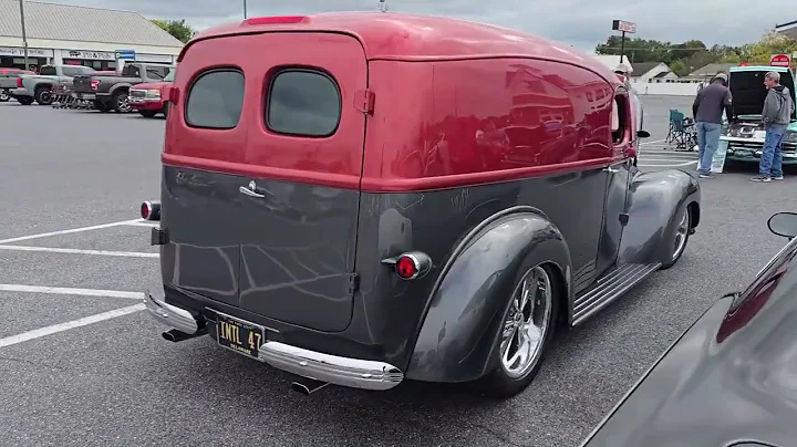 Cruisin OC Endless Summer Pitt & Pub Show Classic Muscle Cars and Hot Rods Dreamgoatinc