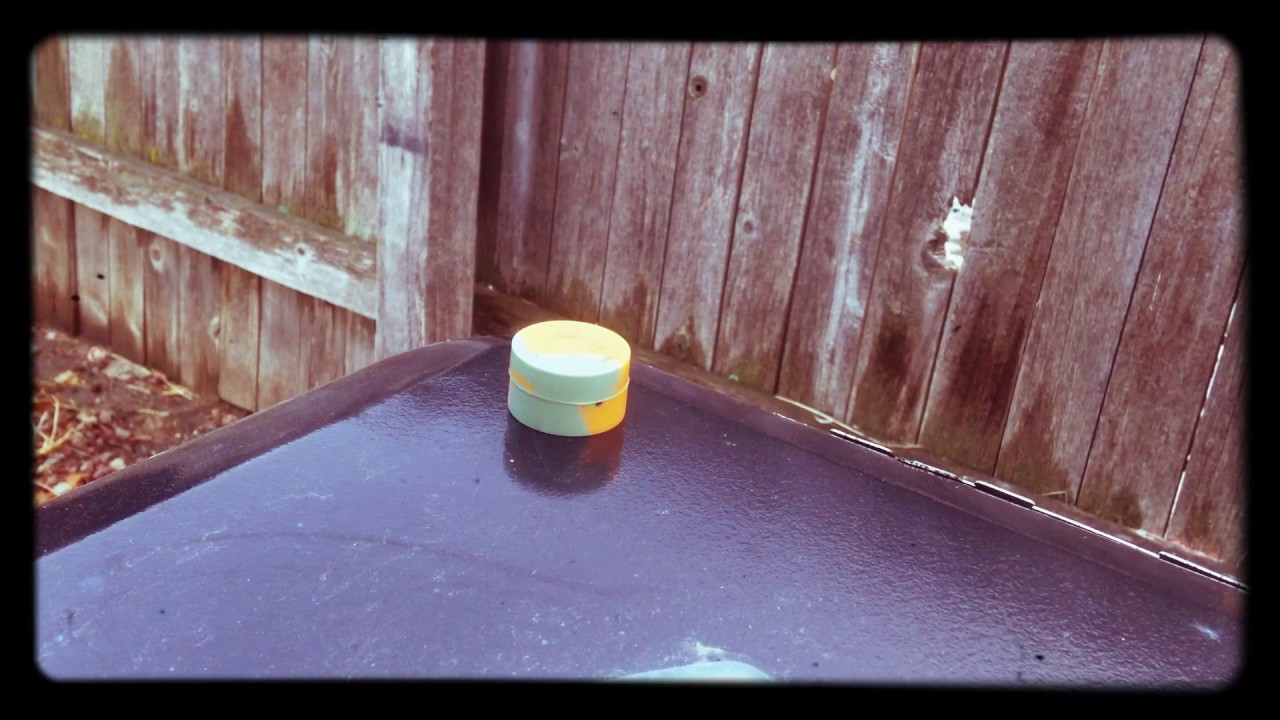 Experiment!!!! 1000 Degree Knife Vs Silicone Dab Container