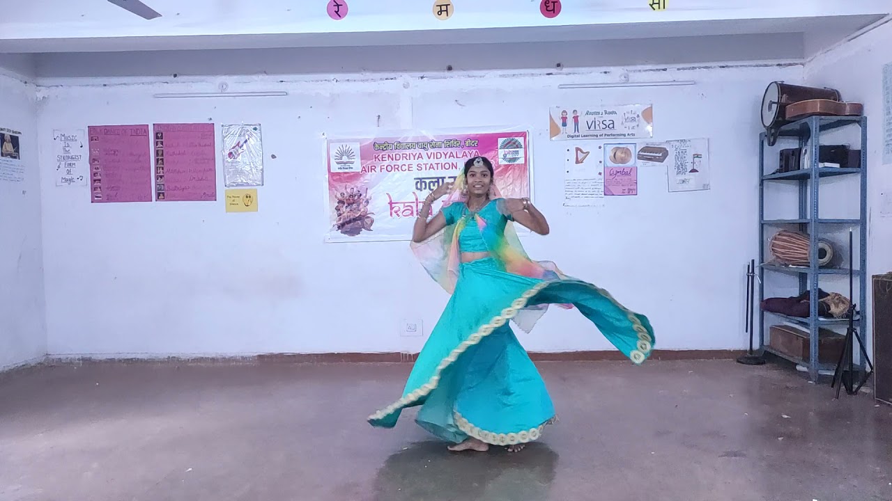 rajsthani-folk-dance-by-muskan-class-ix-kv-afs-bidar-youtube