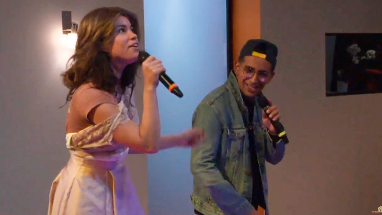 SILVIA parodia a CYNTHIA con 