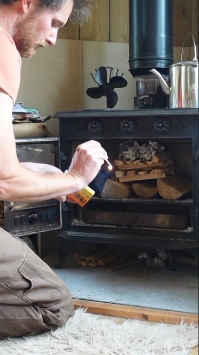 The BEST way to light a log burner #woodstove #logburner  #lifehacks #fire