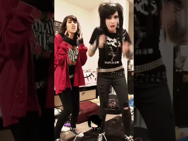 teaching my sister  #emo #scenekid #scenegirl via keira.xo.shell tiktok class=