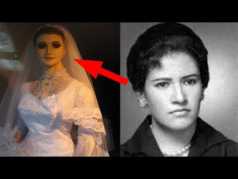 A Woman Turned Into Mannequin... | Scary Paranormal Videos .33