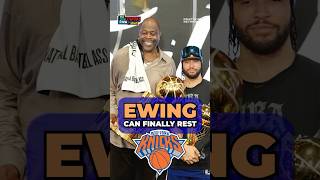 Patrick Ewing FINALLY Holds Knicks Championship Trophy 🏆 🗽 🏀